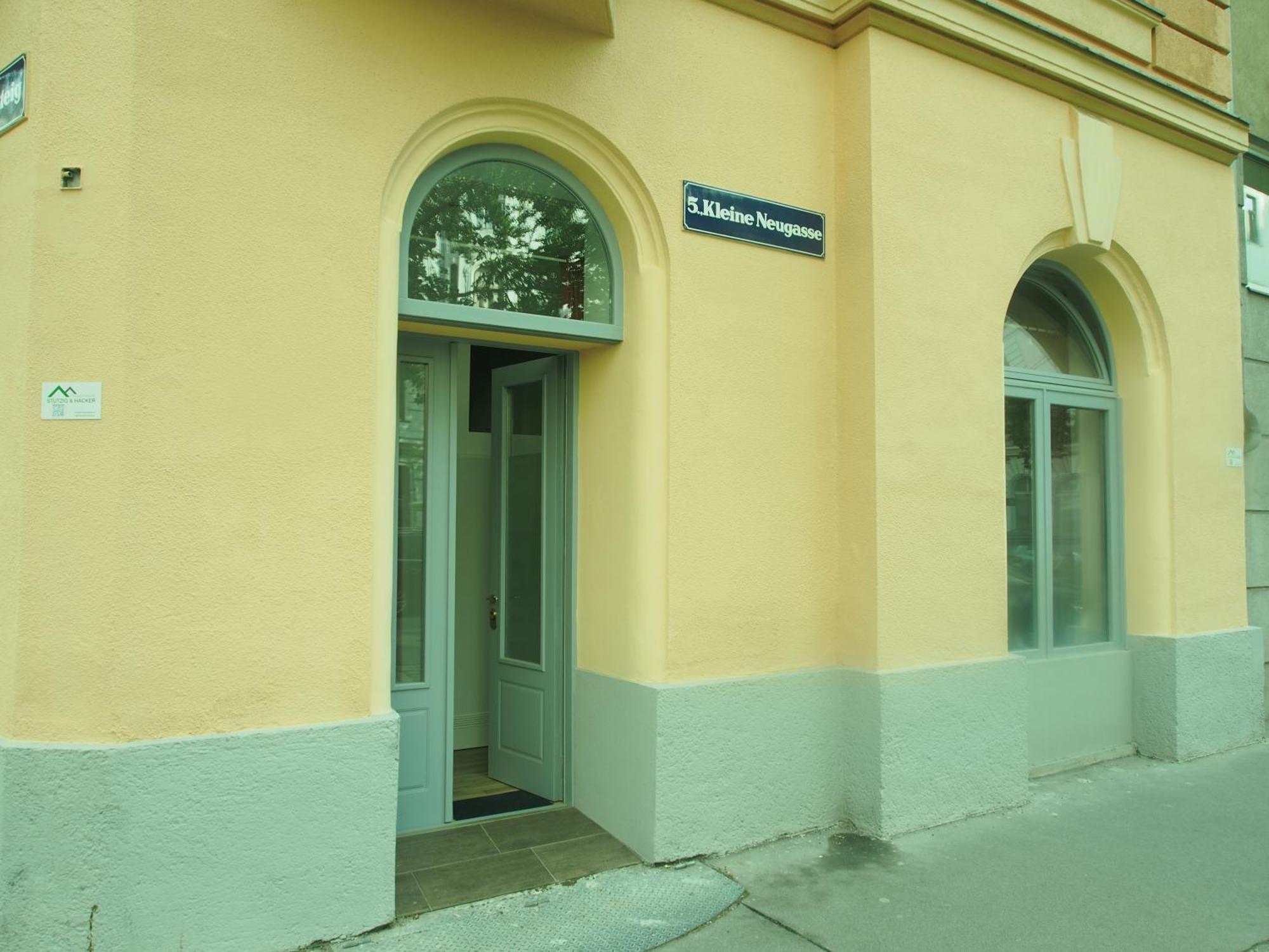 Naehe Naschmarkt Vienna Luaran gambar